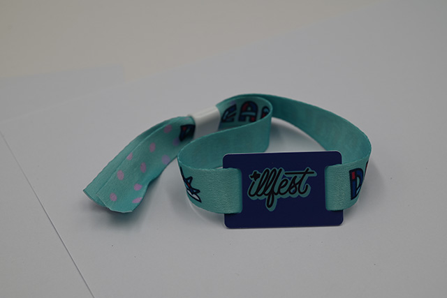 一款環保、時尚的智能卡—可視會員卡 一款環保、時尚的智能卡—可視會員卡