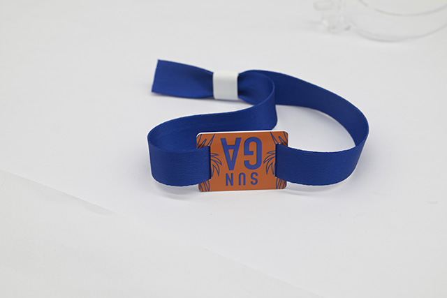 為什么說(shuō)可視卡在未來(lái)可以完全取代傳統(tǒng)的會(huì)員卡? 為什么說(shuō)可視卡在未來(lái)可以完全取代傳統(tǒng)的會(huì)員卡?